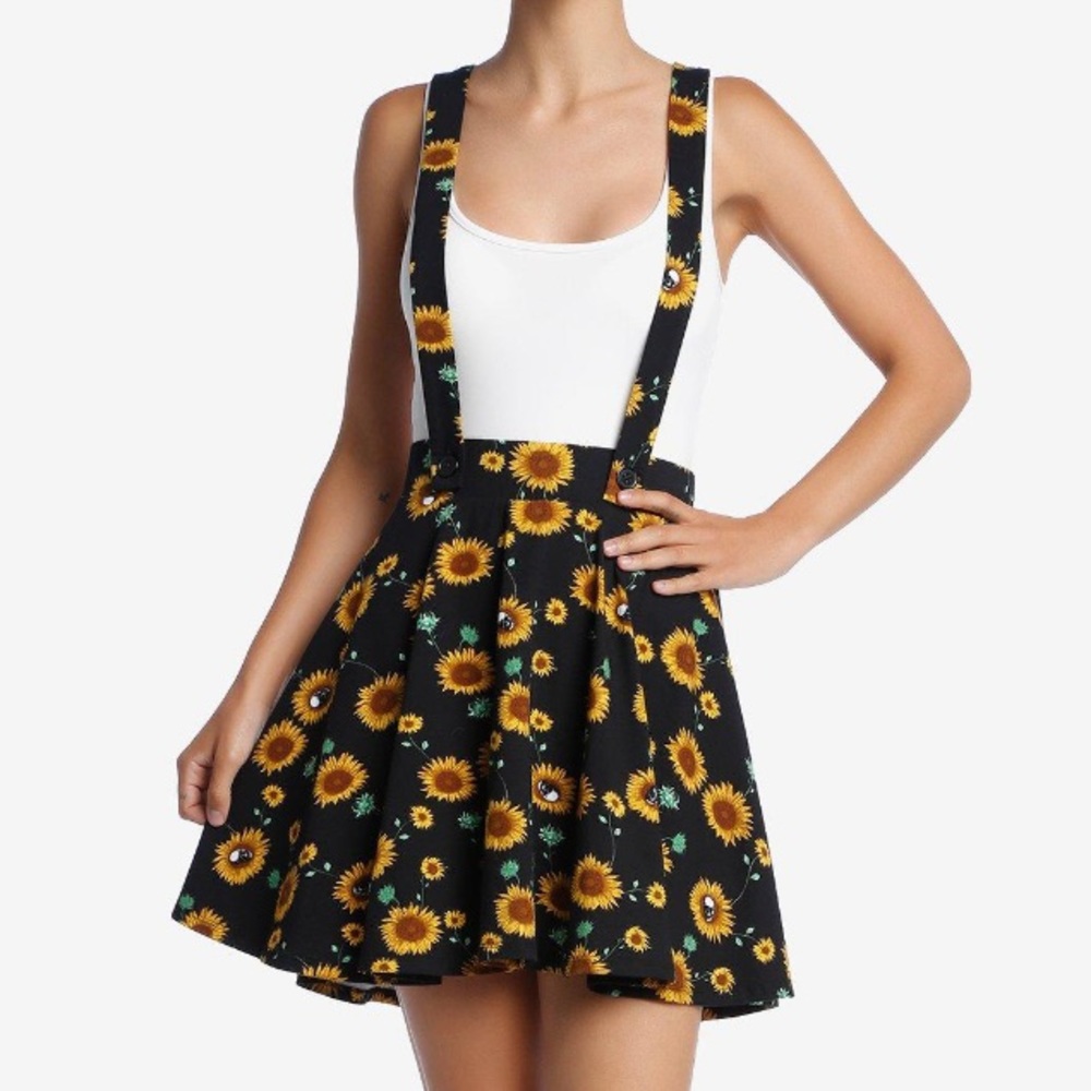 Hot Topic Sunflowers & Skulls‎ Suspender Skirt